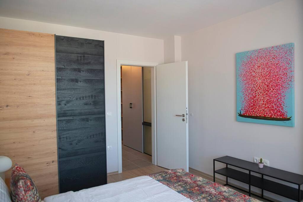 Tokiyo: A Lovely City Center 2 Bedrooms Apartment With Private Parking Sófia Exterior foto